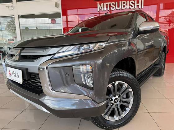 MITSUBISHI L200 TRITON 2.4 16V TURBO DIESEL SPORT HPE-S CD 4P 4X4 AUTOMÁTICO